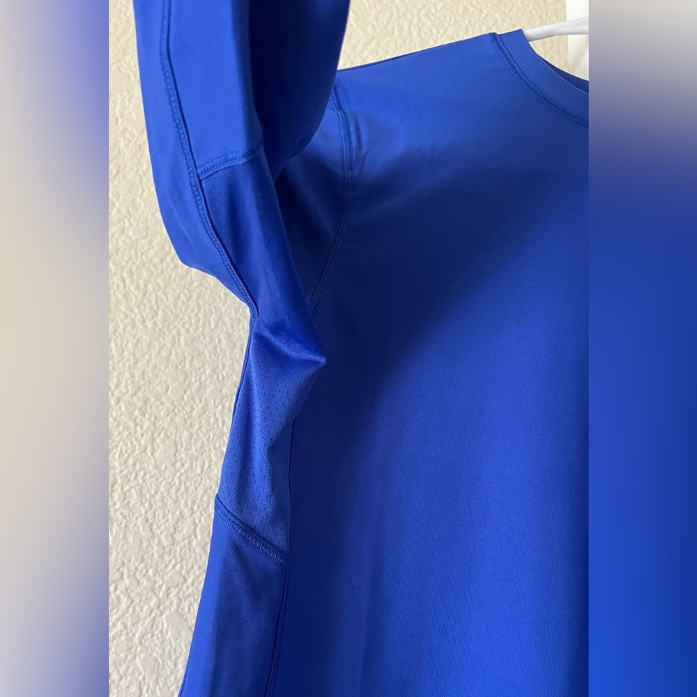 DSG lightweight long sleeve top - Picture 3 of 6